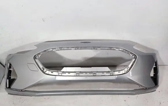 Ford Focus Front bumper JX7B17757A