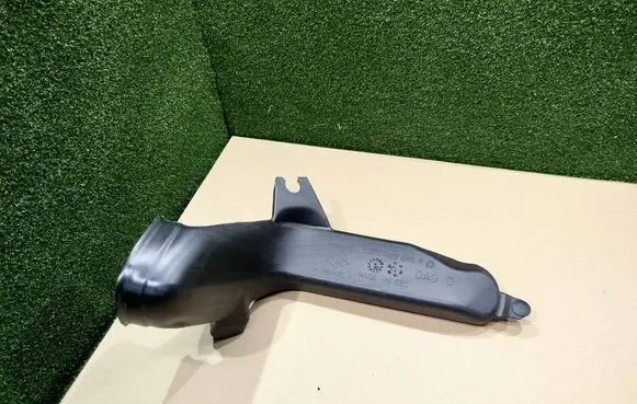 Renault Master III Air intake duct part 278400975R 105595