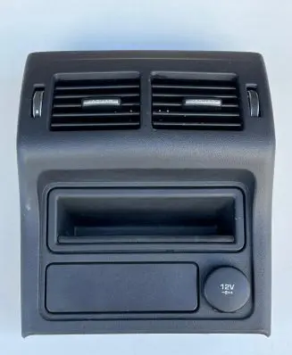 Rear air vent grill