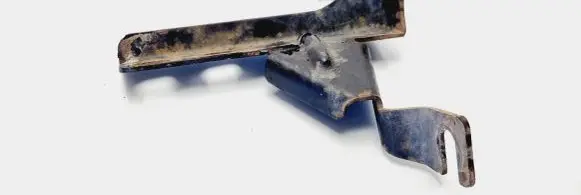 Nissan Almera N16 Engine mounting bracket 172034A043