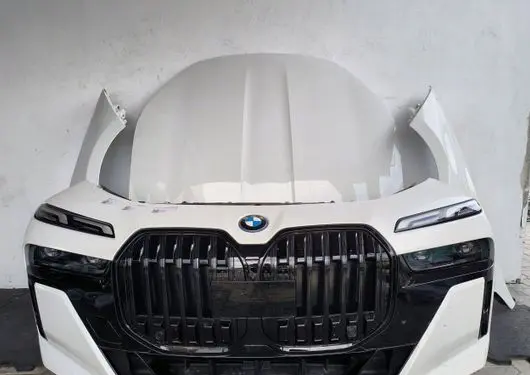 BMW 7 G70 Front piece kit 