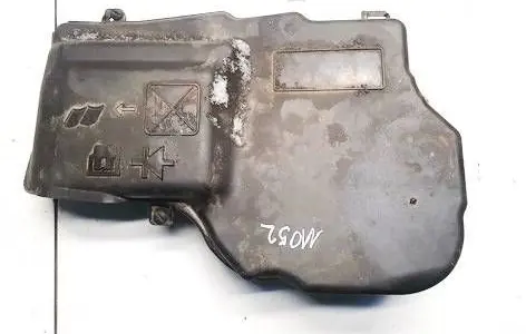 Citroen C5 Fuse box cover 