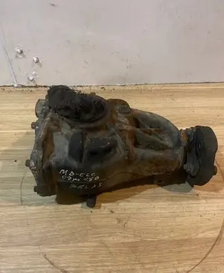 Mercedes-Benz CLC CL203 Rear differential
