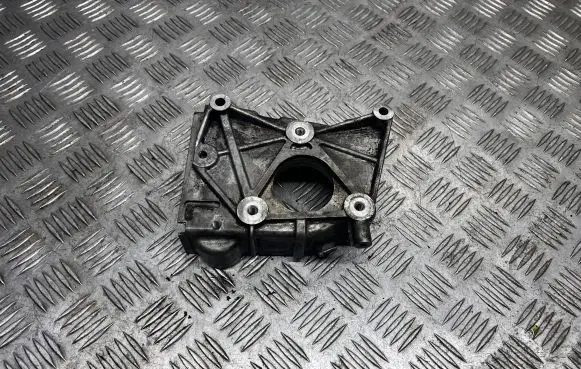 Audi A8 S8 D3 4E other engine part 057130147K