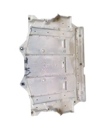 Nissan Leaf I (ZE0) Center/middle under tray cover 748N33NA0A