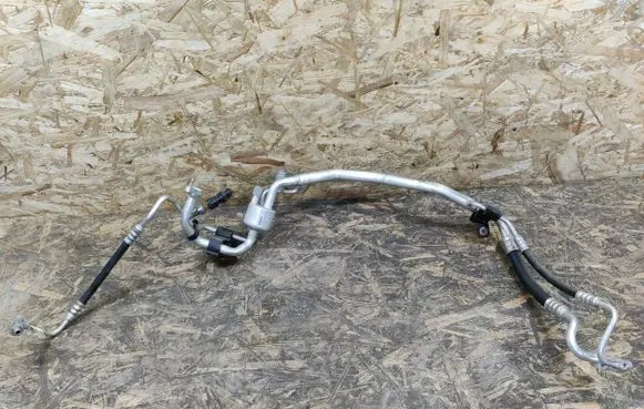 Citroen DS7 Crossback Air conditioning (A/C) pipe/hose 9875103680