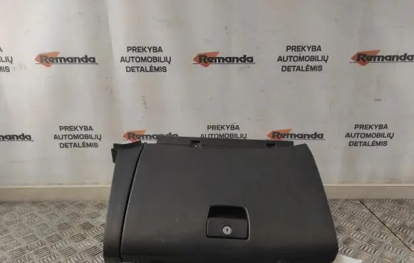 Chevrolet Cruze Glove box set 96985561