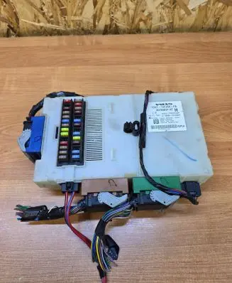 Volvo XC60 Fuse module 7G9T14C256FA 30765624AE 3659AF01125TP
