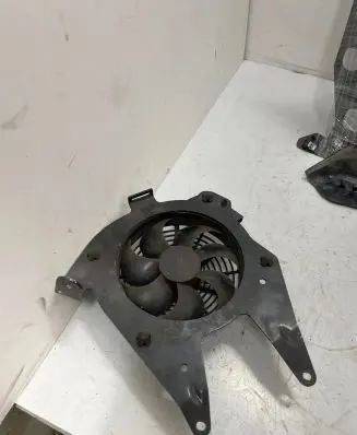 BMW i8 Electric radiator cooling fan 7639680