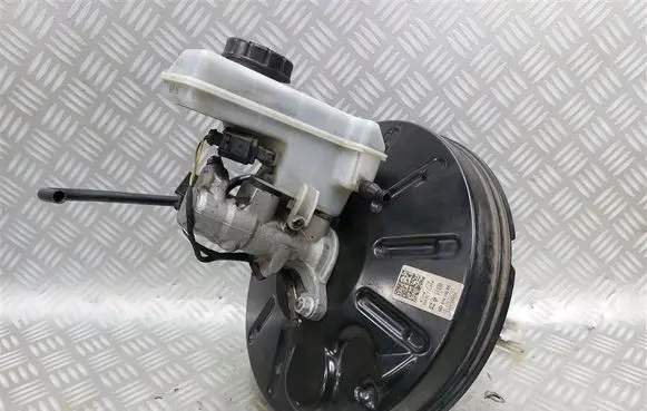 Skoda Octavia Mk3 (5E) Brake booster 5Q1614105BS