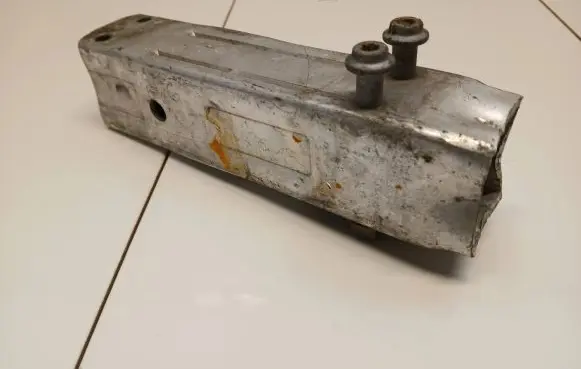 Audi A6 S6 C6 4F Front bumper mounting bracket 4F0807134 606360