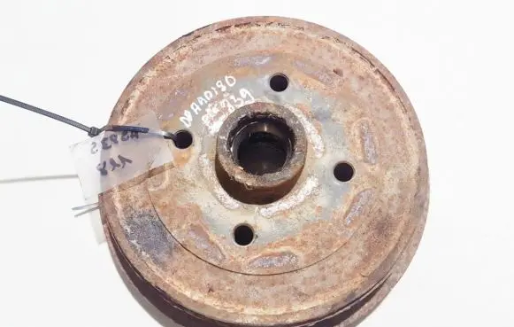 Audi 80 90 B3 Drum brake (rear) 893501615a