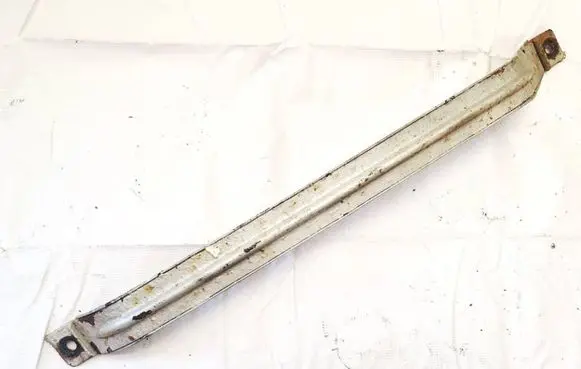 Honda CR-V Fuel tank mounting bracket 