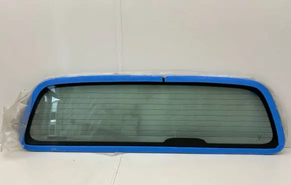 Nissan Navara D40 Rear windscreen/windshield window 43R001229