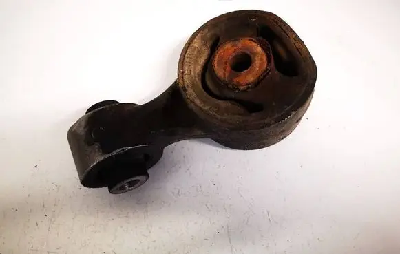 Engine mount bracket