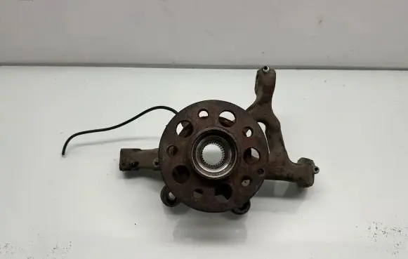 Mercedes-Benz E W212 Front wheel hub 2428