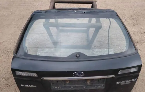 Subaru Outback Tailgate/trunk/boot lid