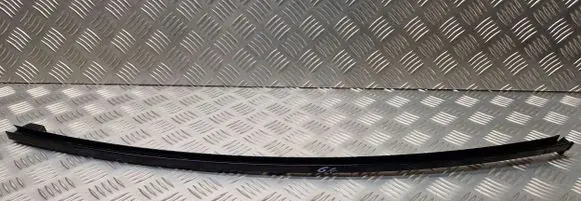 Lexus RX 330 - 350 - 400H Rear door windshield rail 