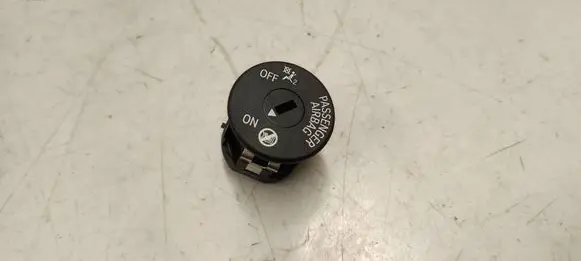 BMW X5 F15 Passenger airbag on/off switch 9483731