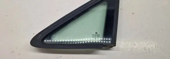 Rear side window