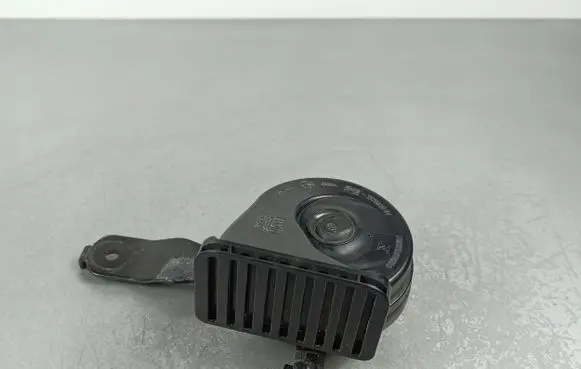 Jeep Grand Cherokee WL Horn signal
