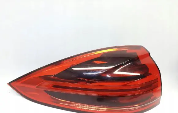 Porsche Cayenne (9PA) Rear/tail lights 7P5945207RporscheE