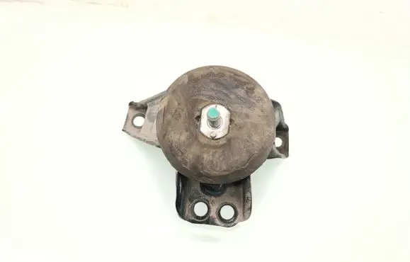 Engine mount bracket