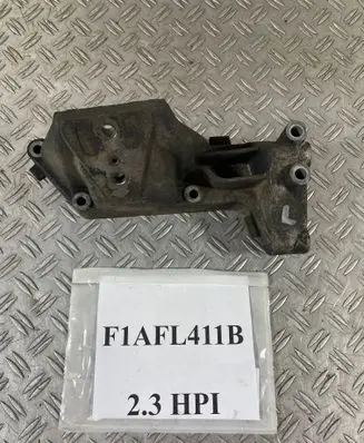 Iveco Daily 6th gen Engine mounting bracket 500376599