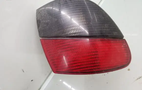 Peugeot 406 Rear/tail lights 45502