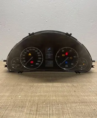 Mercedes-Benz C W203 Speedometer (instrument cluster) A2035404947 110080266005 002502