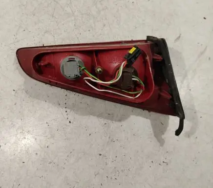 Peugeot 607 Tailgate rear/tail lights