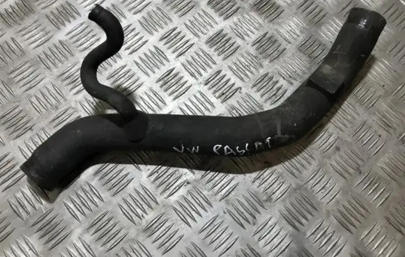 Volkswagen PASSAT B3 Engine coolant pipe/hose
