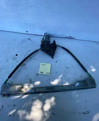 Renault Clio II Front door window regulator with motor 77008422