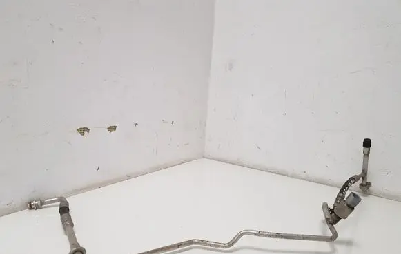 Ford Focus Air conditioning (A/C) pipe/hose