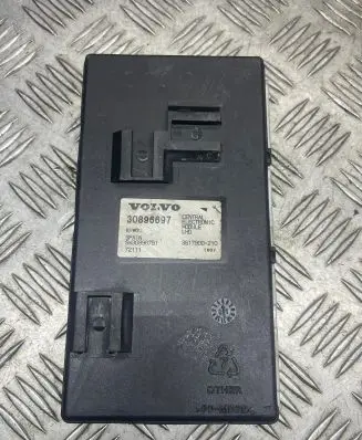 Volvo S40, V40 Comfort/convenience module SW30896751 3817900210 30896697