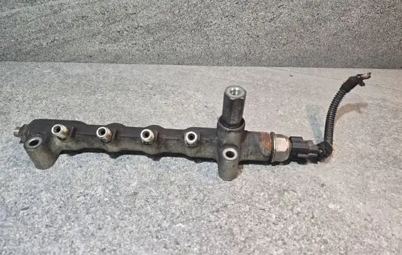 Opel Astra J Fuel main line pipe 55PP0501 12238954431
