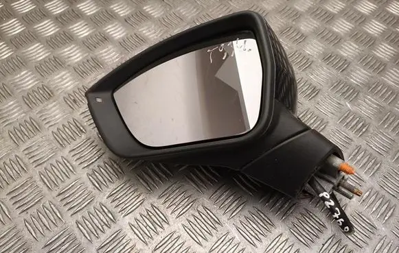 Seat Ateca Front door electric wing mirror E90411353