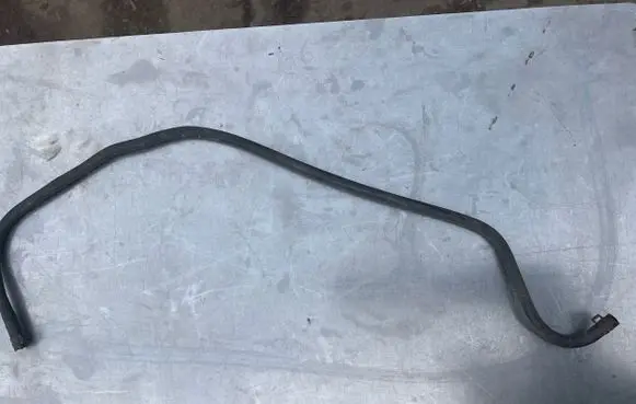 Ford Mondeo Mk III Engine coolant pipe/hose 1S718C012DD