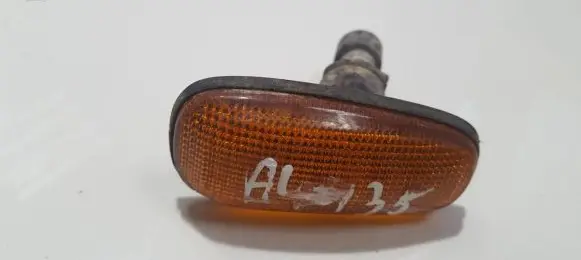 Opel Astra G Front fender indicator light 90560403