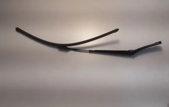 Skoda Kamiq Front wiper blade arm 657955409