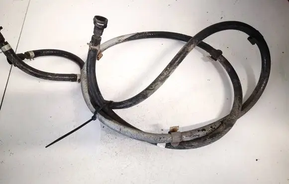 Nissan Primera Engine coolant pipe/hose