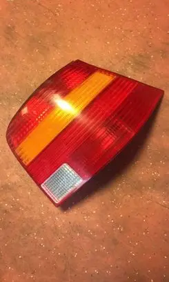 Volkswagen Golf IV Rear/tail lights 1j6945096q