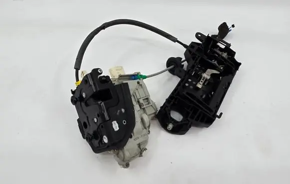 Audi A5 Rear door lock 4G0839016F