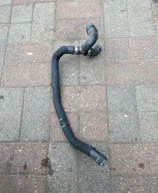 Porsche 718 Cayman 982 982c Engine coolant pipe/hose 982121030