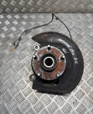 Nissan Qashqai Front wheel hub 40015J0040