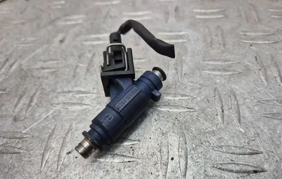 Chrysler Crossfire Fuel injector 0280156014 A1120780149