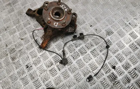 Mazda 3 II Front wheel hub