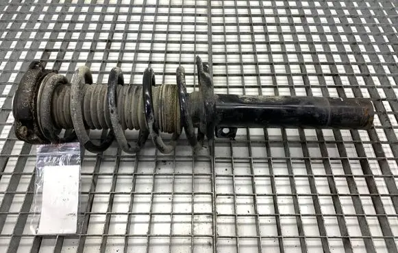 Volkswagen Touran I Front shock absorber/damper 