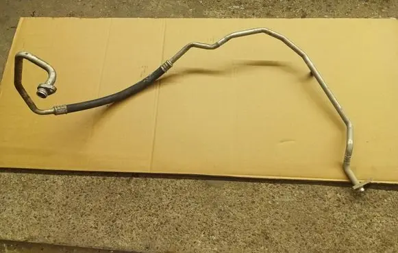 Air conditioning (A/C) pipe/hose