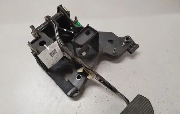 Citroen C5 Brake pedal 9654751180 126381P